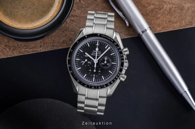 Omega Speedmaster Moonwatch chronograph steel manual winding men's watch 311.30.42.30.01.005 LP: 7600EUR [2504975]