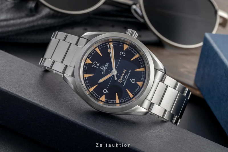 Omega Railmaster steel automatic men's watch 220.10.40.20.01.001 [2504988]