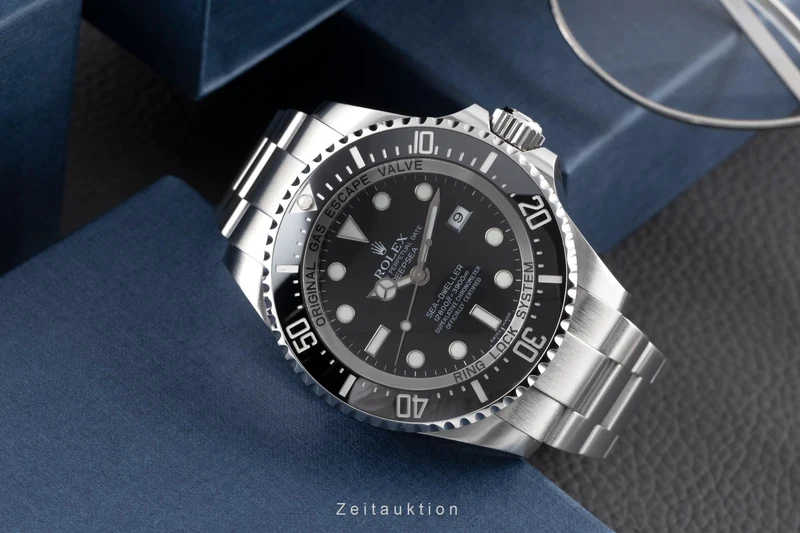 Rolex Sea-Dweller steel / titanium automatic men's watch 116660 [2504598]