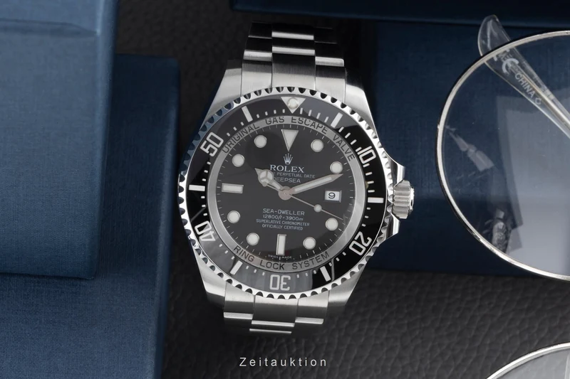 Rolex Sea-Dweller steel / titanium automatic men's watch 116660 [2504598]