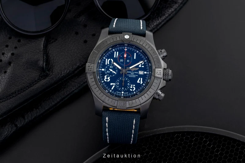Breitling Super Avenger chronograph titanium automatic men's watch V13375101C1X1 LP: 6400EUR [2505049]