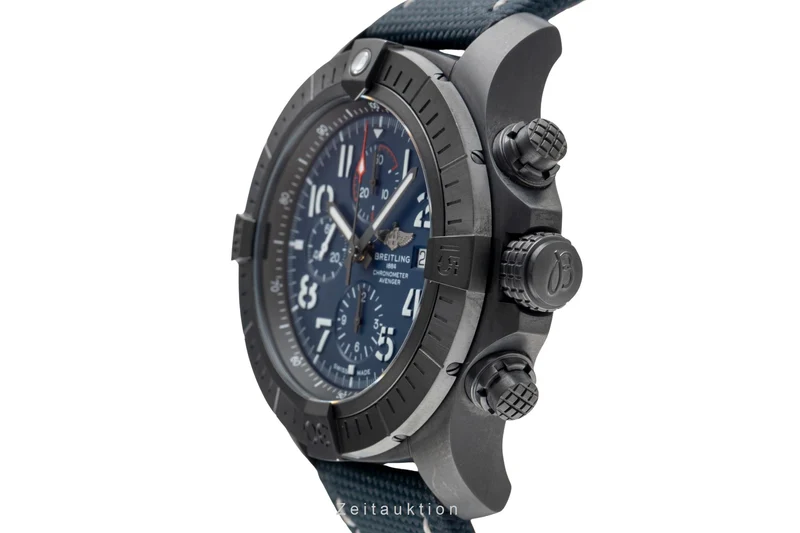 Breitling Super Avenger chronograph titanium automatic men's watch V13375101C1X1 LP: 6400EUR [2505049]