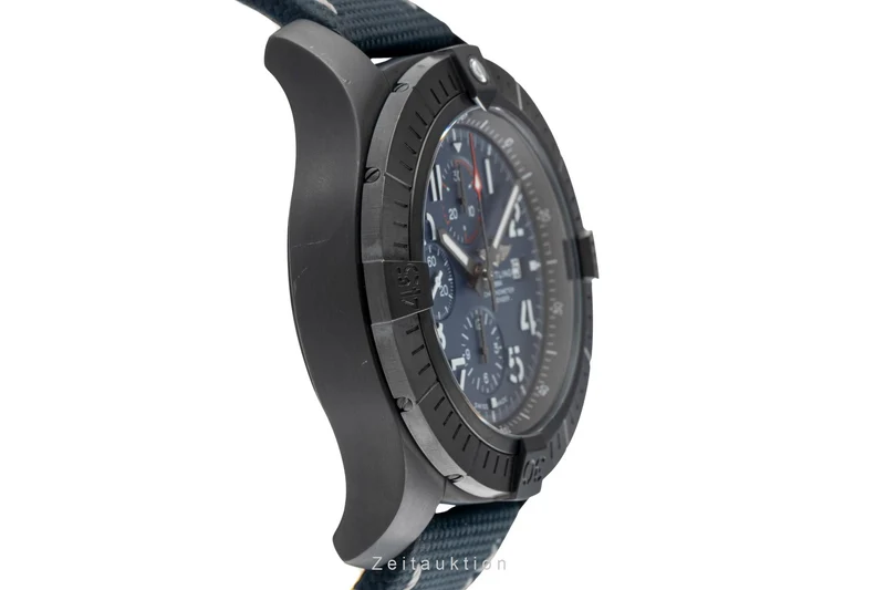 Breitling Super Avenger chronograph titanium automatic men's watch V13375101C1X1 LP: 6400EUR [2505049]