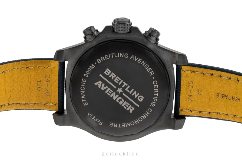 Breitling Super Avenger chronograph titanium automatic men's watch V13375101C1X1 LP: 6400EUR [2505049]