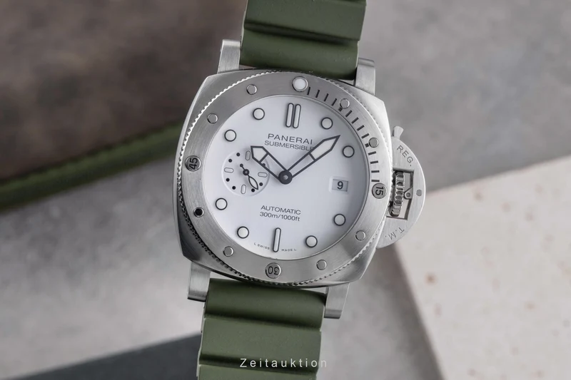 Panerai Submersible steel automatic men's watch PAM01226 LP: 10100EUR [2505122]