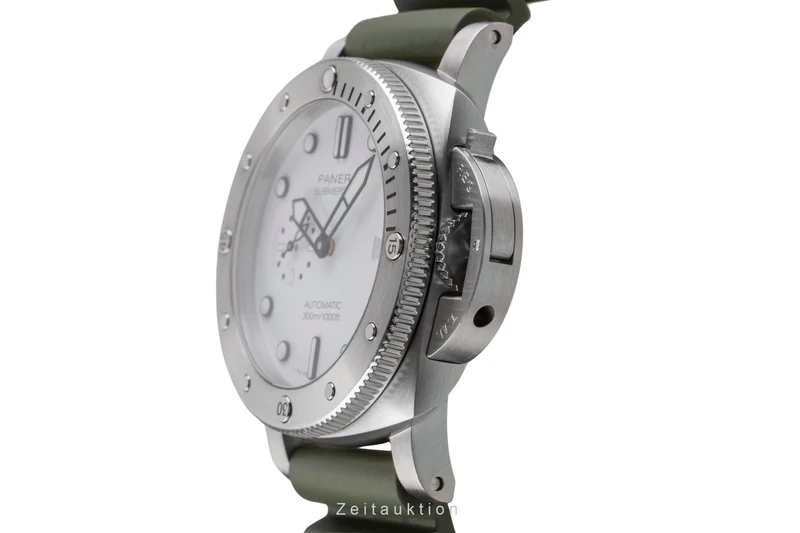 Panerai Submersible steel automatic men's watch PAM01226 LP: 10100EUR [2505122]
