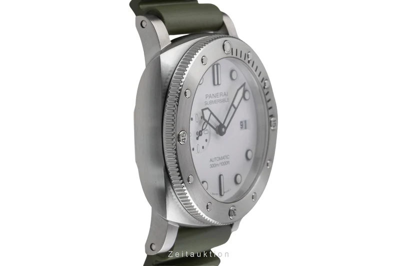 Panerai Submersible steel automatic men's watch PAM01226 LP: 10100EUR [2505122]