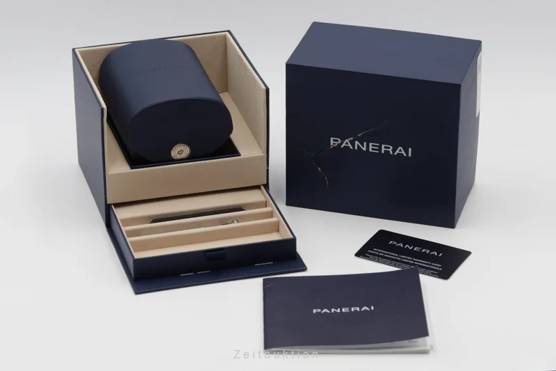 Panerai Submersible steel automatic men's watch PAM01226 LP: 10100EUR [2505122]