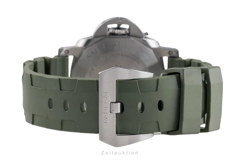 Panerai Submersible steel automatic men's watch PAM01226 LP: 10100EUR [2505122]