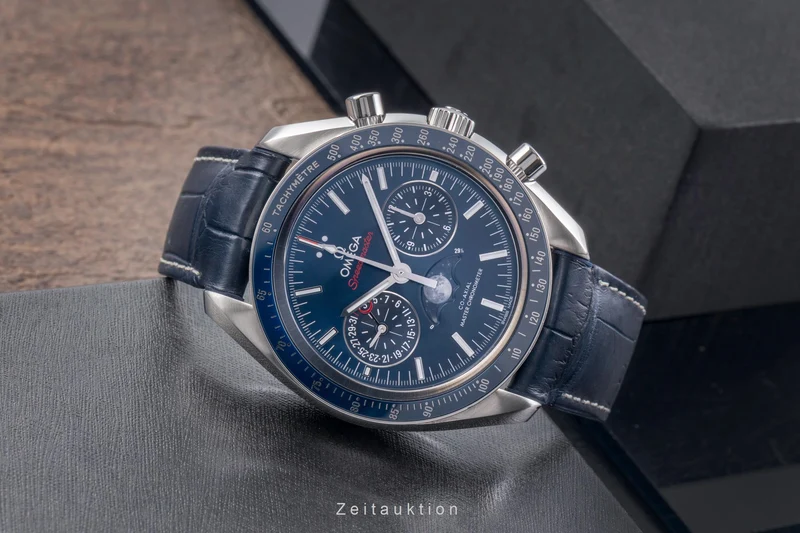 Omega Speedmaster chronograph steel automatic men's watch 304.33.44.52.03.001 LP: 12200EUR [2505123]