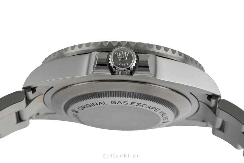 Rolex Sea-Dweller steel automatic men's watch 126600 [2504952]