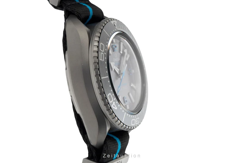 Omega Seamaster titanium automatic men's watch 215.92.46.21.01.001 [2504995]