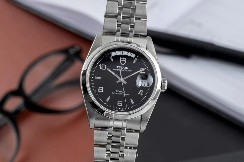 Tudor Date-Day steel automatic men's watch 76200 [2503820]