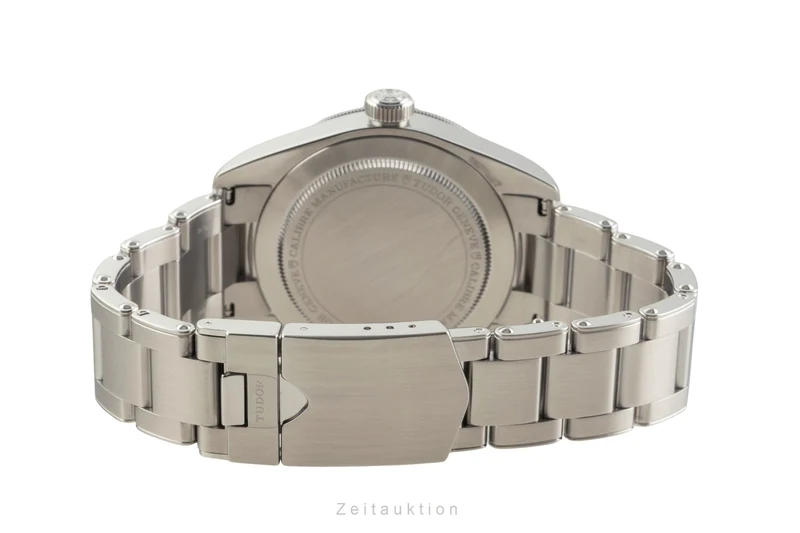 Tudor Heritage Black Bay steel automatic men's watch 79030B-0001 LP: 4150EUR [2504571]
