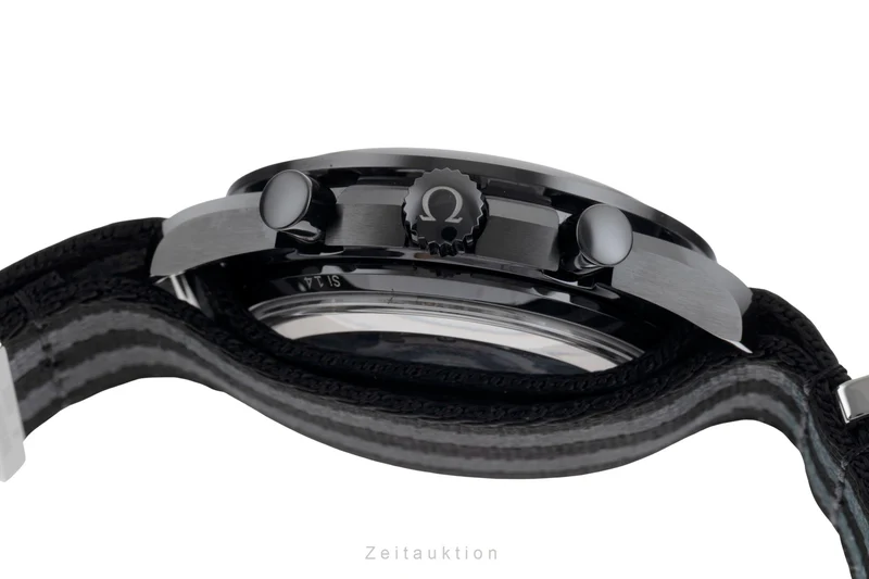 Omega Speedmaster Moonwatch chronograph ceramic automatic men's watch 311.92.44.51.01.007 LP: 13900EUR [2504139]