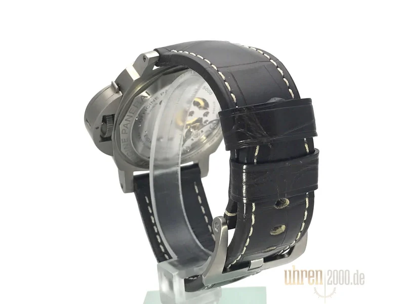 Panerai Luminor 8 Days Titanium PAM00562 aus 2018