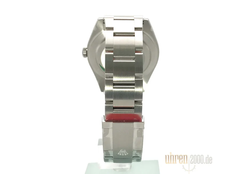 Rolex Oyster Perpetual 39 114300 Weiß