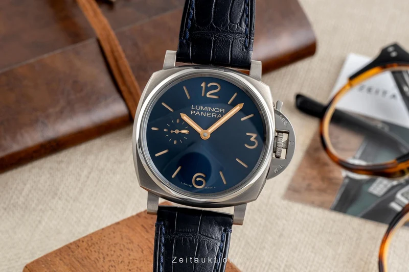 Panerai Luminor titanium manual winding men's watch PAM00728 [2504729]