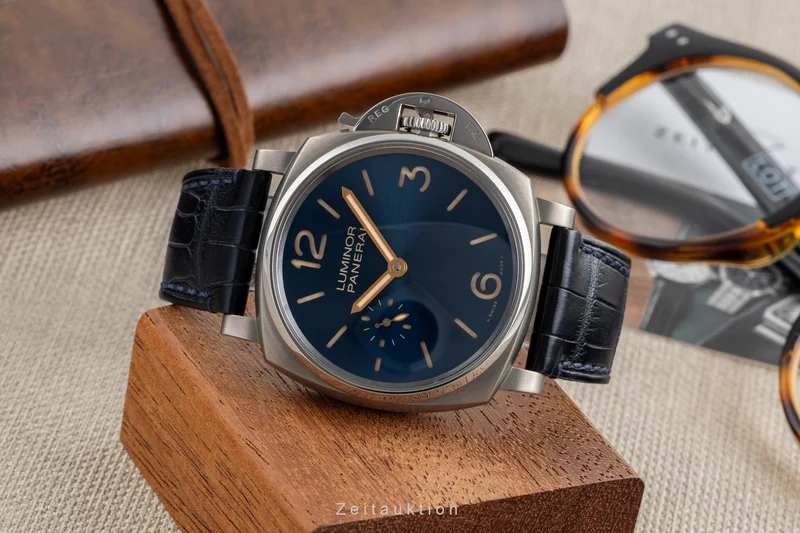Panerai Luminor titanium manual winding men's watch PAM00728 [2504729]
