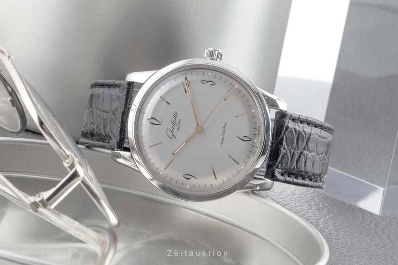 Glashütte Sixties steel automatic men's watch 1-39-52-01-02-04 LP: 7100EUR [2504746]