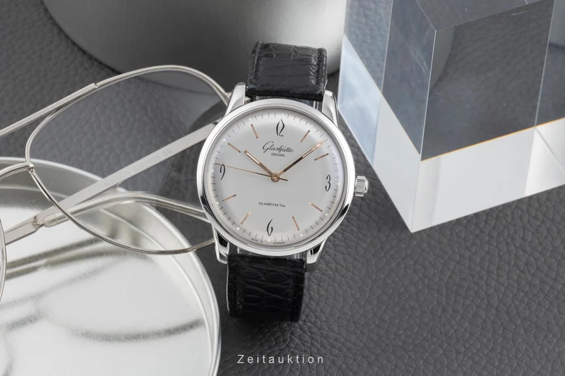Glashütte Sixties steel automatic men's watch 1-39-52-01-02-04 LP: 7100EUR [2504746]
