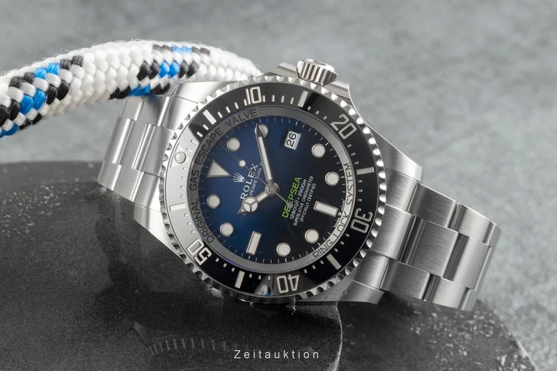 Rolex Sea-Dweller steel automatic men's watch 136660 LP: 0EUR [2504850]