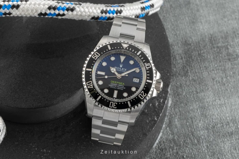 Rolex Sea-Dweller steel automatic men's watch 136660 LP: 0EUR [2504850]