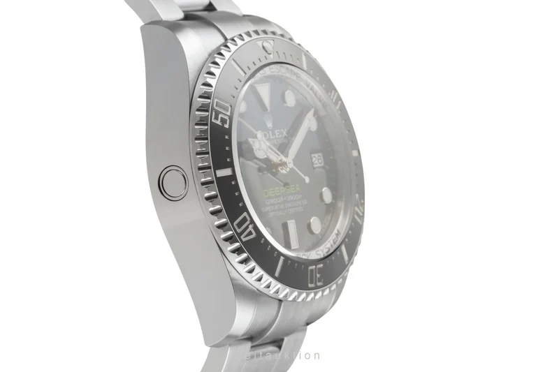 Rolex Sea-Dweller steel automatic men's watch 136660 LP: 0EUR [2504850]