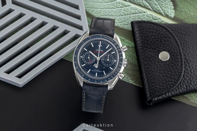 Omega Speedmaster chronograph steel automatic men's watch 304.33.44.52.03.001 LP: 12200EUR [2504721]