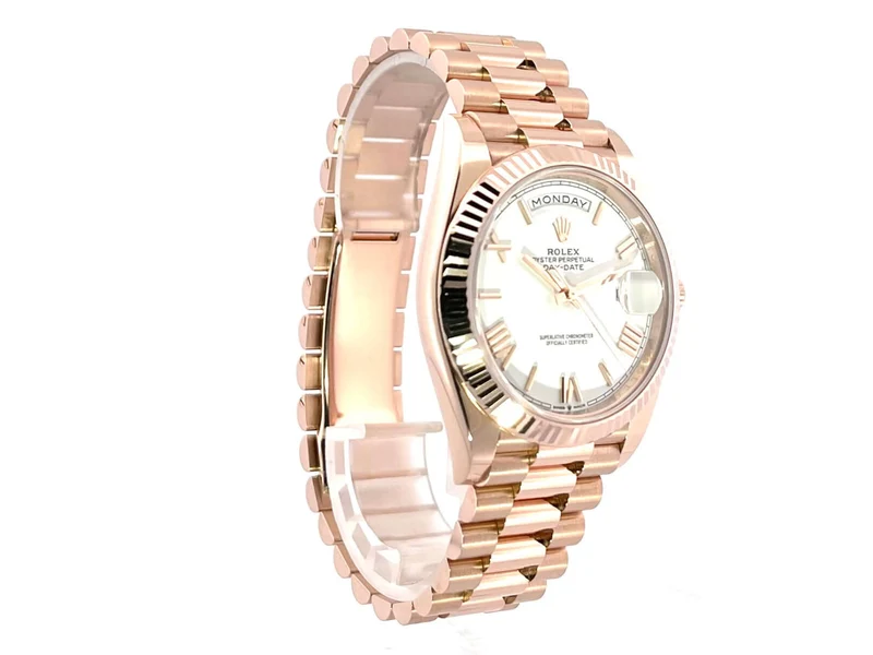 Rolex Day-Date 40 Everose-Gold 228235 Weiß Römisch