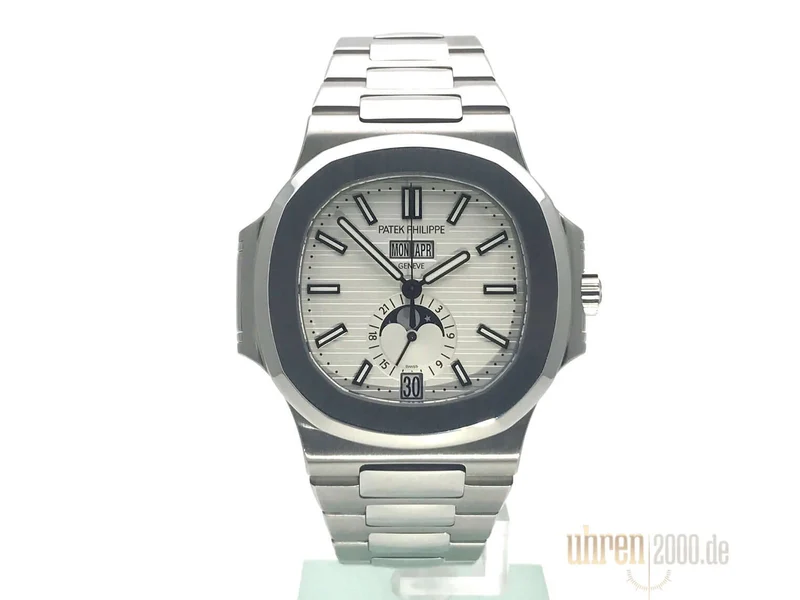Patek Philippe Nautilus Annual Calendar Mondphase 5726/1A-010 aus 2013