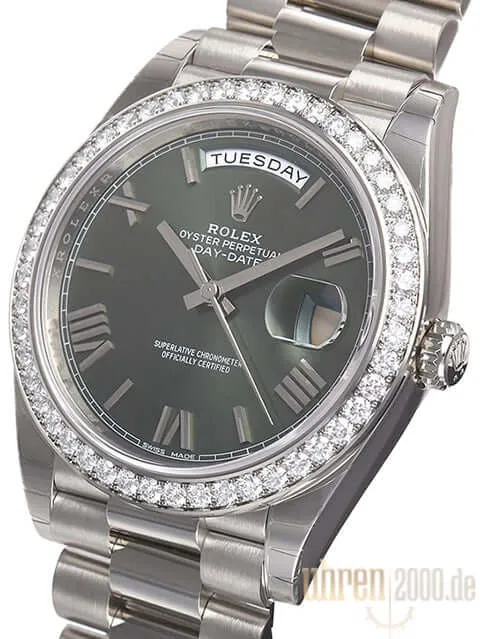 Rolex Day-Date 40 Weißgold 228349RBR Olive Römisch
