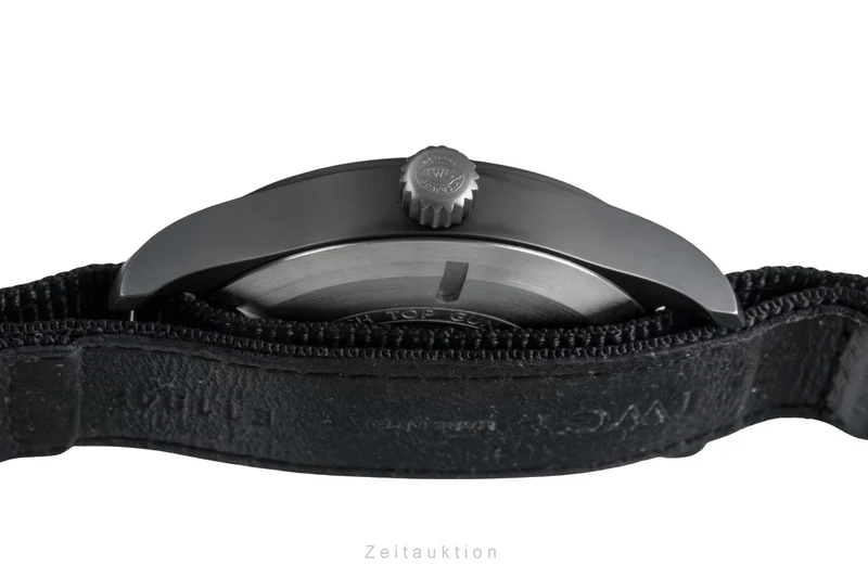 IWC Pilot ceramic / titanium automatic men's watch IW326901 LP: 7000EUR [2504482]