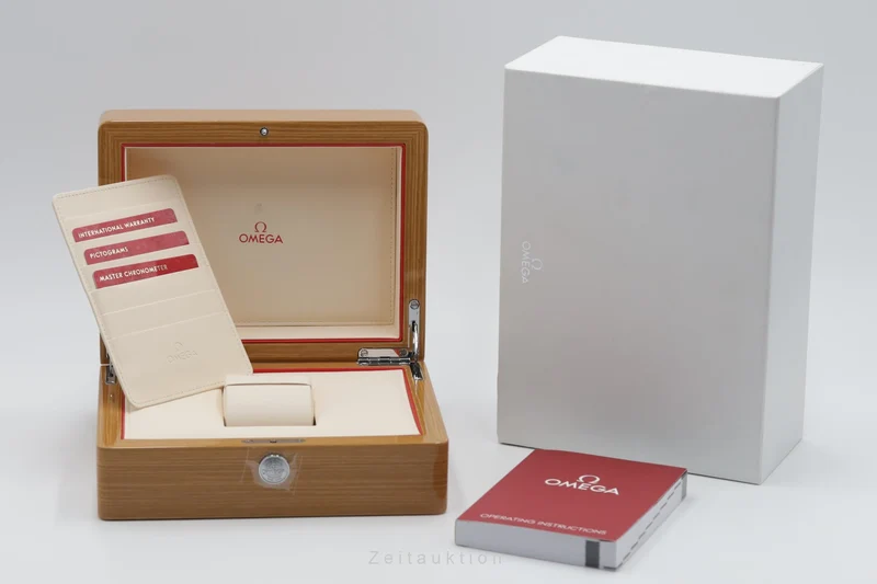 Omega Seamaster chronograph steel automatic men's watch 210.32.44.51.01.001 LP: 9000EUR [2503831]