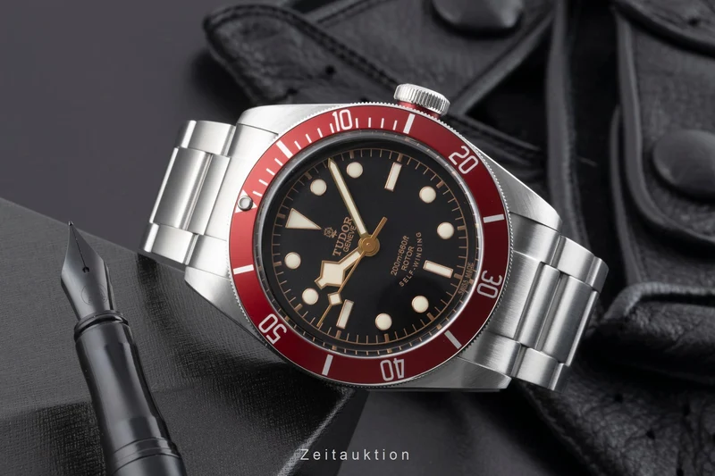 Tudor Black Bay steel automatic men's watch 79220R LP: 4580EUR [2504658]