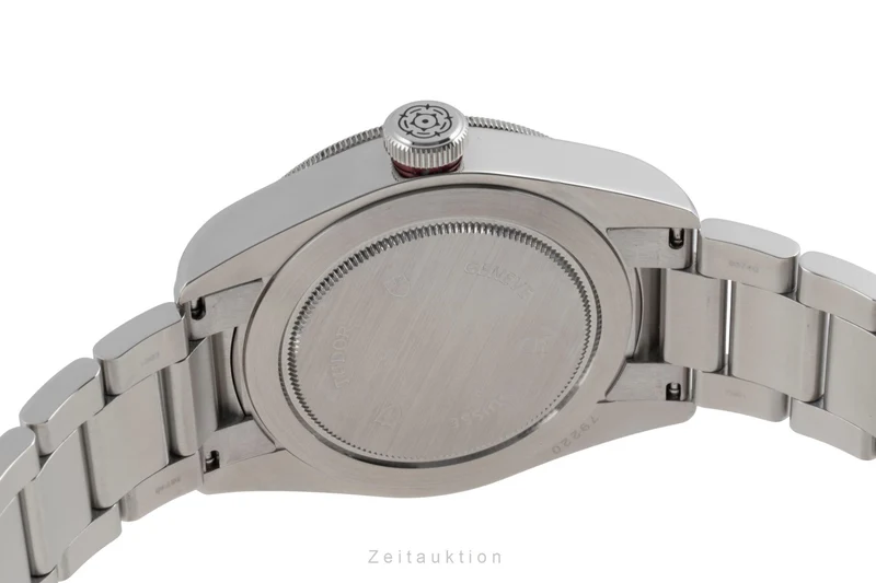 Tudor Black Bay steel automatic men's watch 79220R LP: 4580EUR [2504658]
