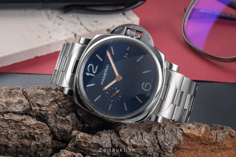 Panerai Luminor steel automatic men's watch PAM01124 LP: 8200EUR [2504592]