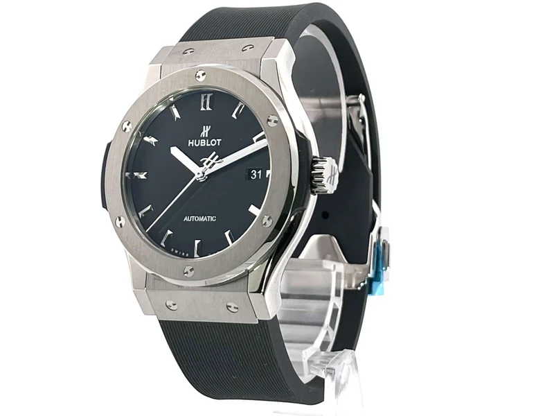 Hublot Classic Fusion Titanium 42 mm 542.NX.1171.RX