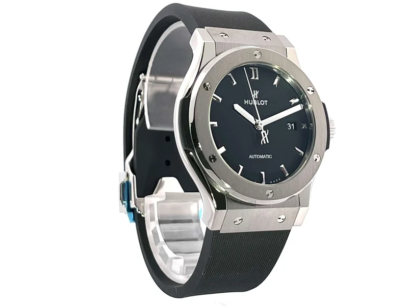 Hublot Classic Fusion Titanium 42 mm 542.NX.1171.RX