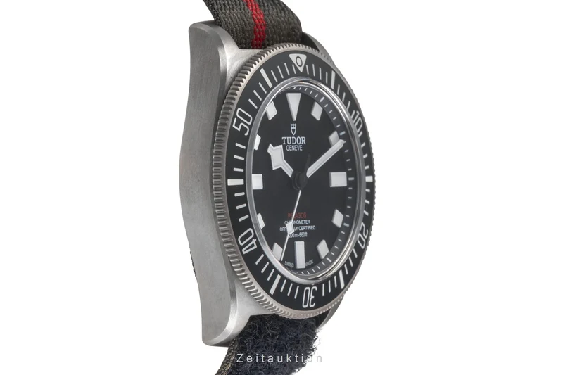 Tudor Pelagos steel / titanium automatic men's watch 25717N LP: 4310EUR [2504516]