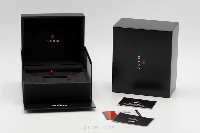 Tudor Black Bay steel automatic men's watch 79730 LP: 4580EUR [2503723]