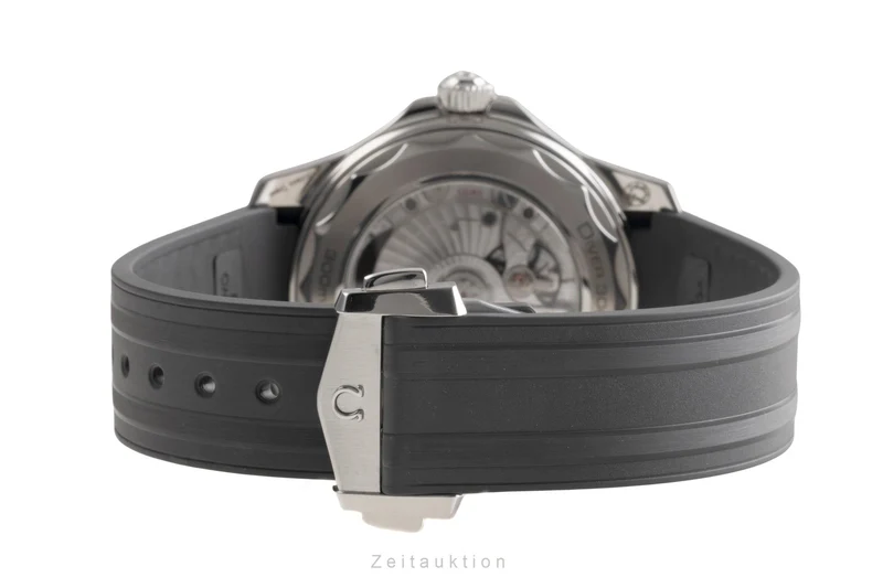 Omega Seamaster steel / titanium automatic unisex 210.32.42.20.06.002 LP: 6700EUR [2504544]
