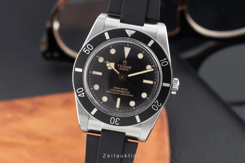 Tudor Black Bay steel automatic men's watch 79000N LP: 3830EUR [2504704]