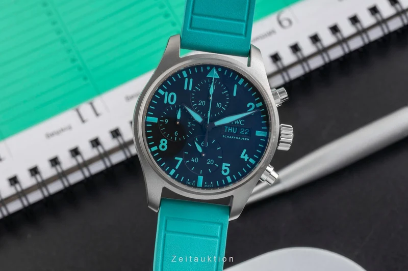 IWC Pilot chronograph titanium automatic men's watch IW388108 LP: 9000EUR [2504661]