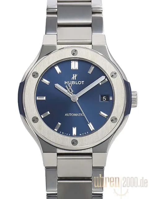 Hublot Classic Fusion 38 Blue Titanium Bracelet 568.NX.7170.NX