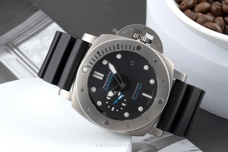 Panerai Submersible titanium automatic men's watch PAM01305 [2504138]