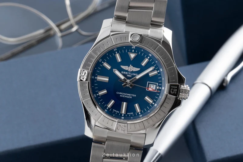 Breitling Avenger steel automatic men's watch A17318101C1X1 [2504514]