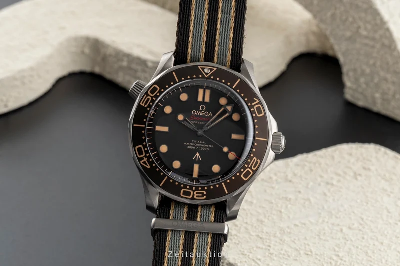 Omega Seamaster titanium automatic men's watch 210.92.42.20.01.001 LP: 9700EUR [2504450]