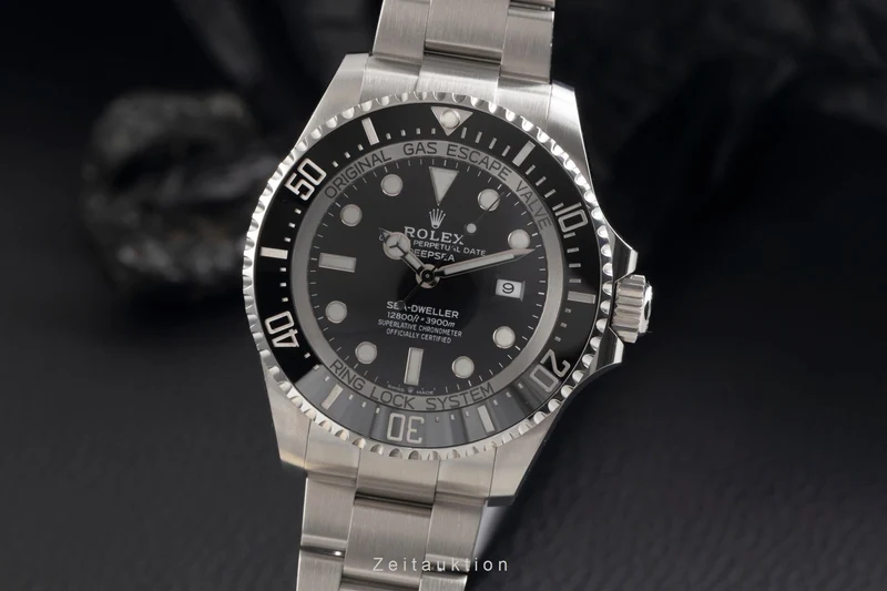 Rolex Sea-Dweller steel automatic men's watch 126660 [2504095]