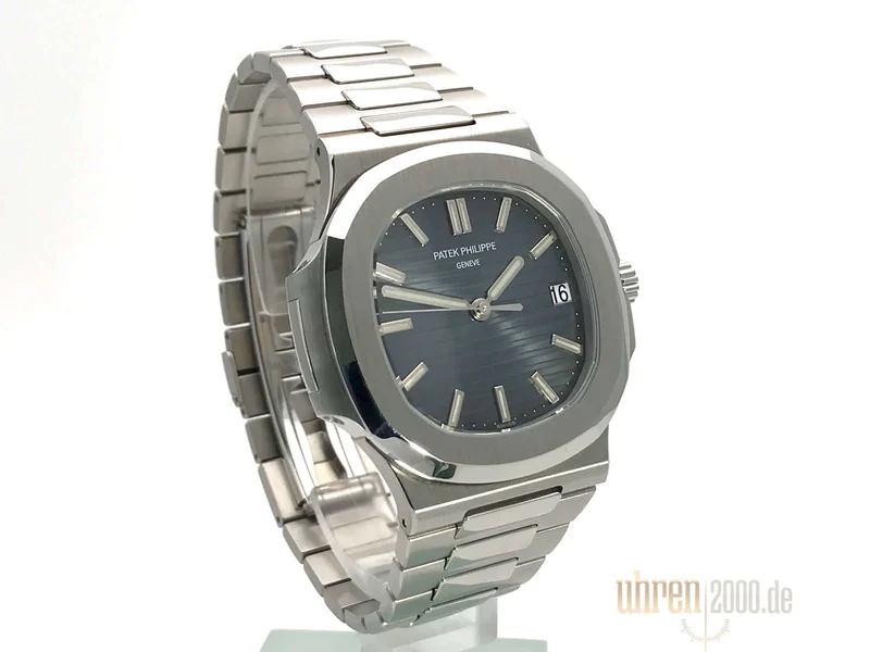 Patek Philippe Nautilus Jumbo 5711/1A-010 ungetragen aus 2013